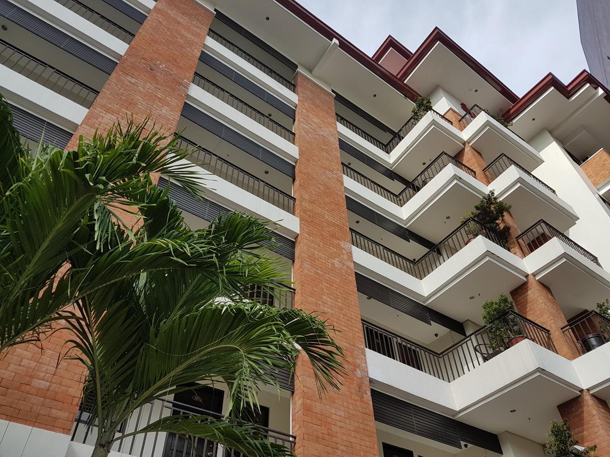 Strawberry Residences Cebu Exterior foto